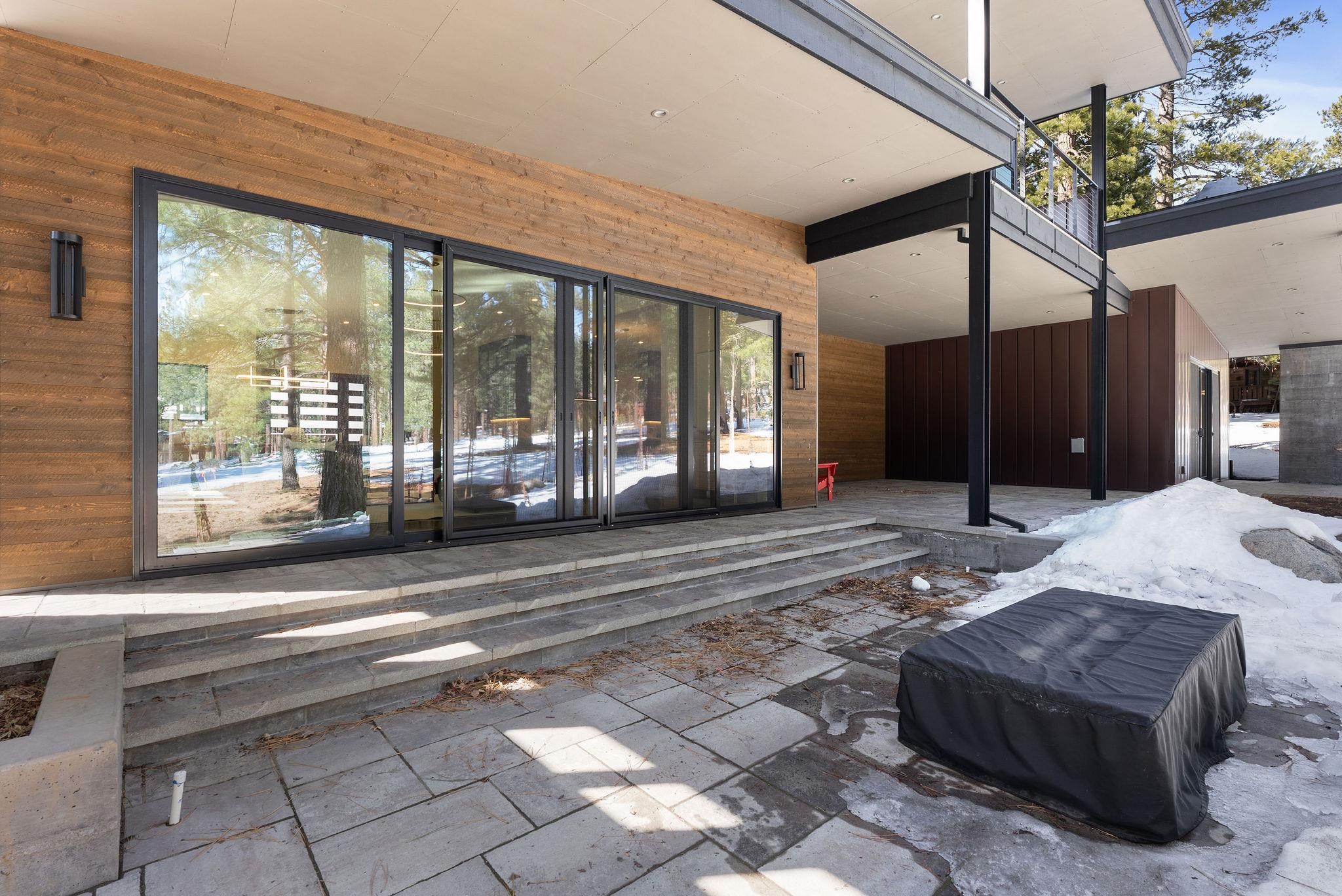 11761 Bottcher Loop Truckee, CA 96161 - Photo 25 of 28