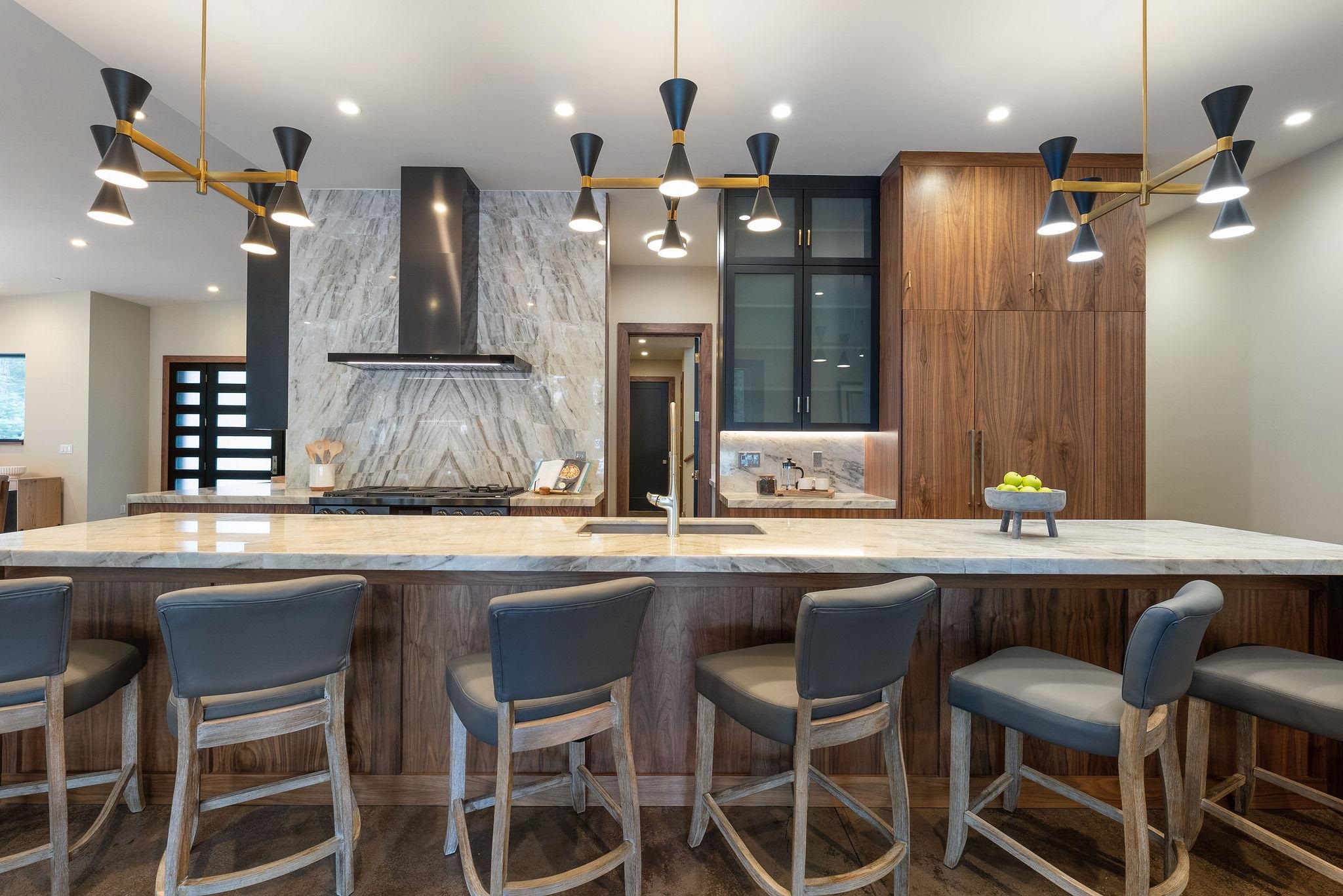 11761 Bottcher Loop Truckee, CA 96161 - Photo 7 of 28