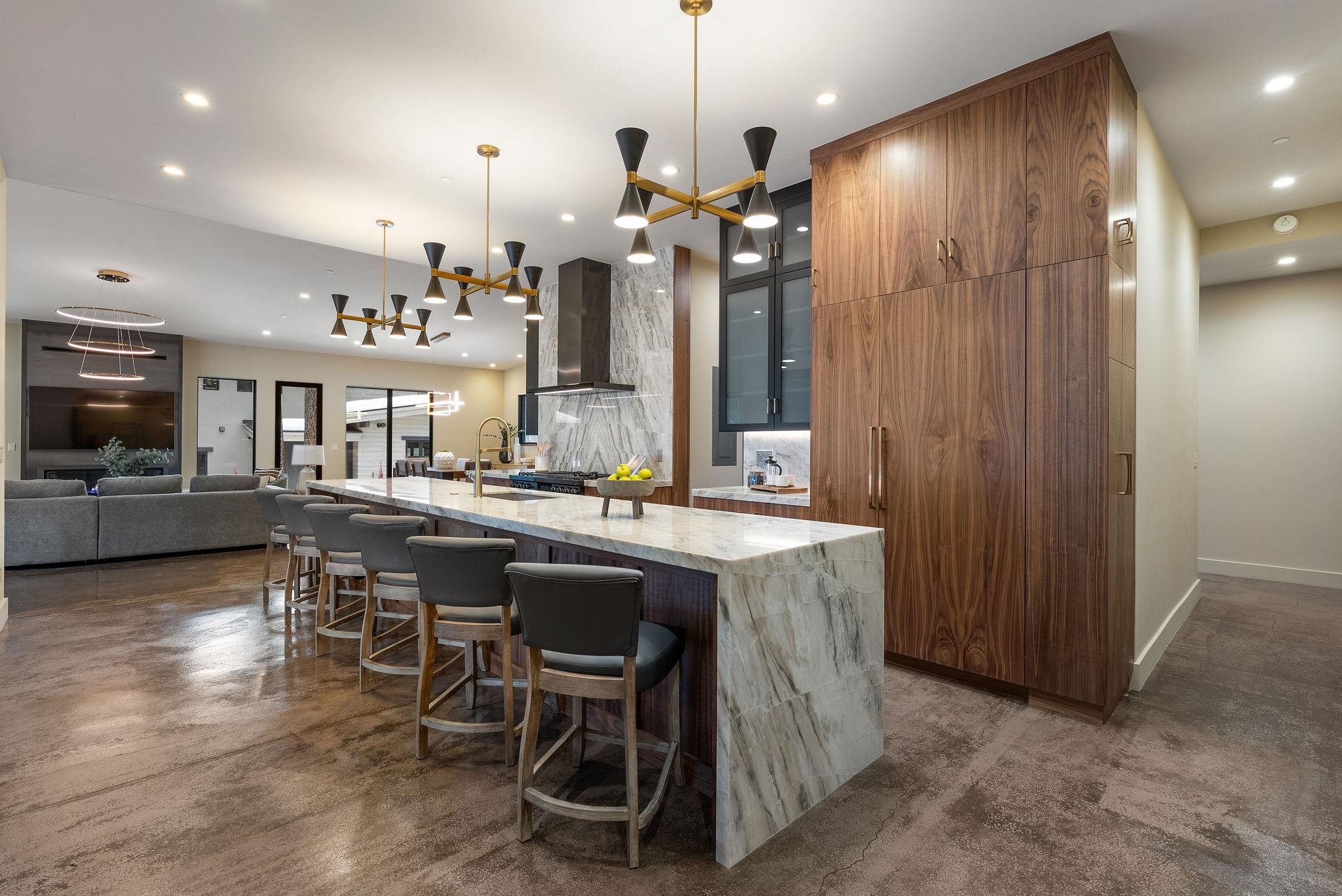 11761 Bottcher Loop Truckee, CA 96161 - Photo 8 of 28