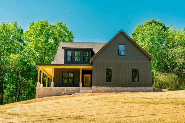 $837,500 | 9644 Birchwood Pike, Harrison, TN 37341