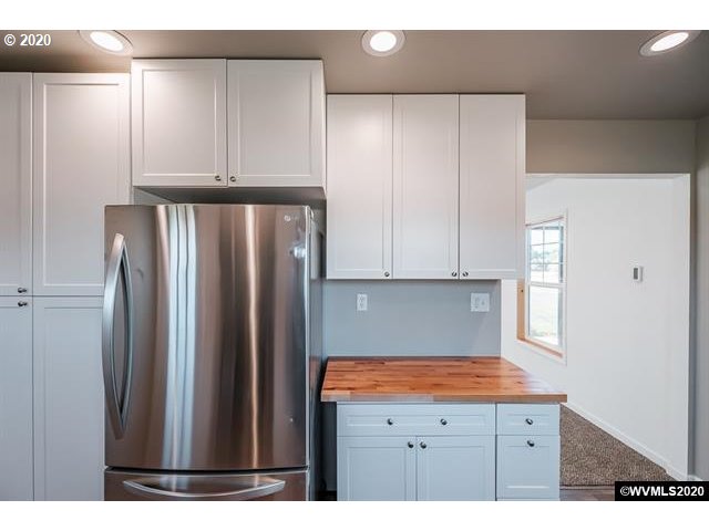 26743 Bellfountain Road Monroe, OR 97456 - Photo 3 of 32 Gallery Image 3