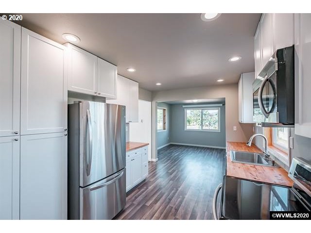 26743 Bellfountain Road Monroe, OR 97456 - Photo 4 of 32 Gallery Image 4