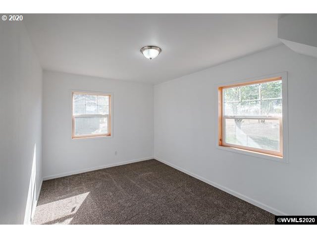 26743 Bellfountain Road Monroe, OR 97456 - Photo 8 of 32 Gallery Image 8