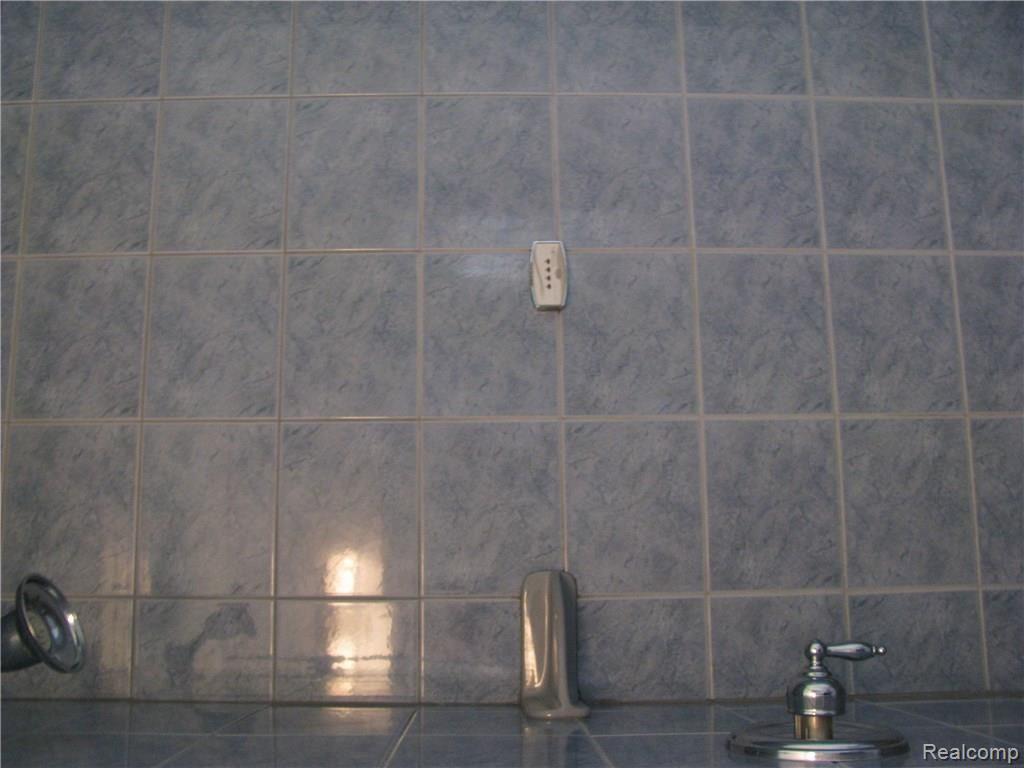 3982 Geiman Road Monroe, MI 48162 - Photo 25 of 99 1980-01-01 00.19