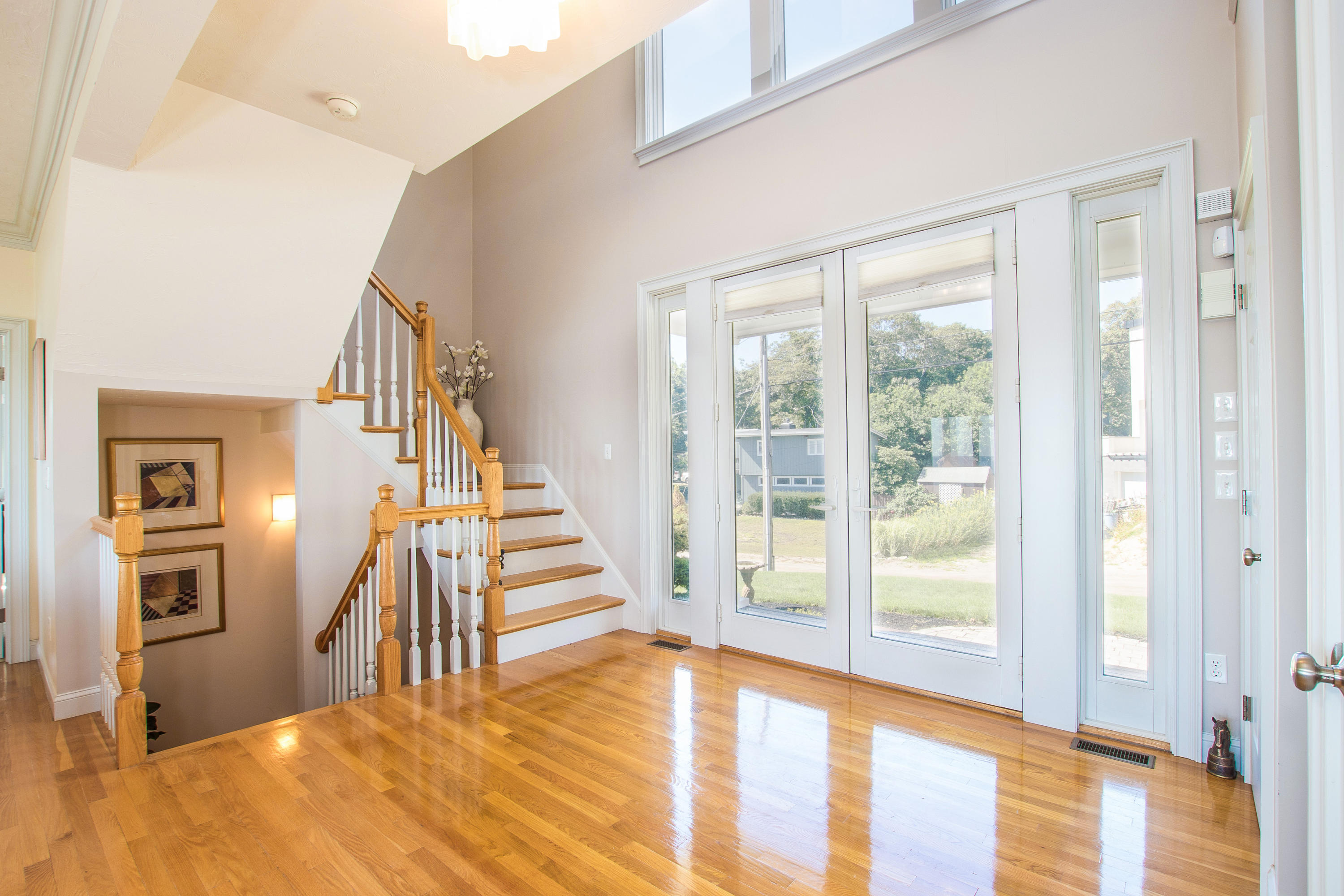 83 Menotomy Road Plymouth, MA 02360 - Photo 22 of 30 Bright and Inviting Entryway