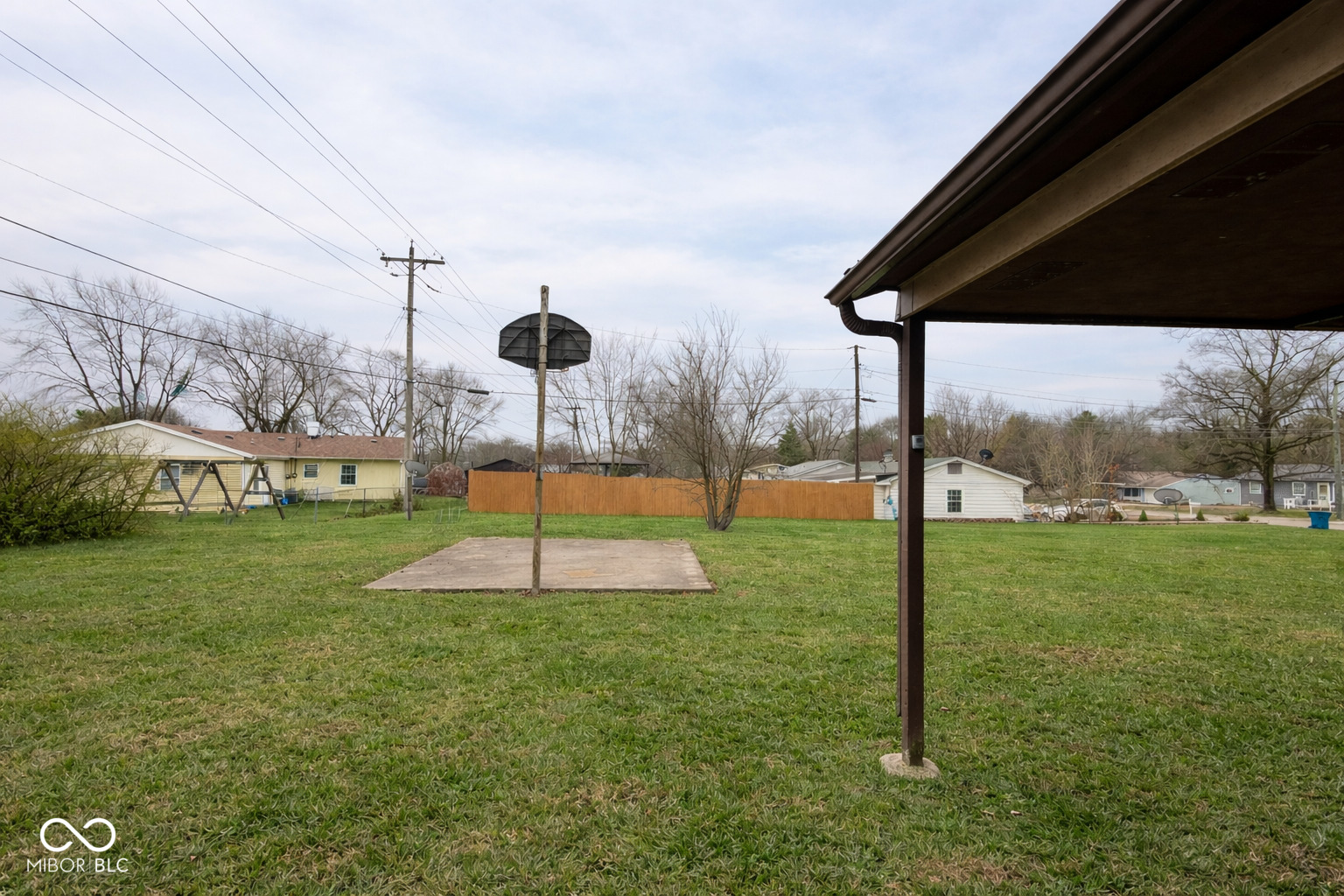 1408 Liberty Street Covington, IN 47932 - Photo 2 of 13