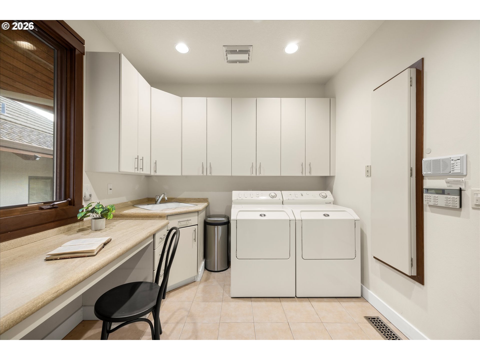 11220 Northwest Ridge Road Portland, OR 97229 - Photo 31 of 48 Laundry