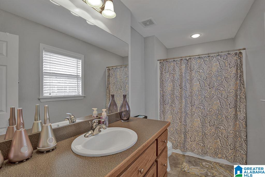 694 South Hillcrest Road Odenville, AL 35120 - Photo 9 of 22
