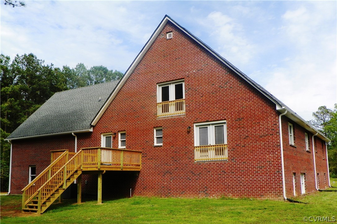 7900 Bull Hill Road Prince George, VA 23875 - Photo 3 of 24 a house view with a garden space
