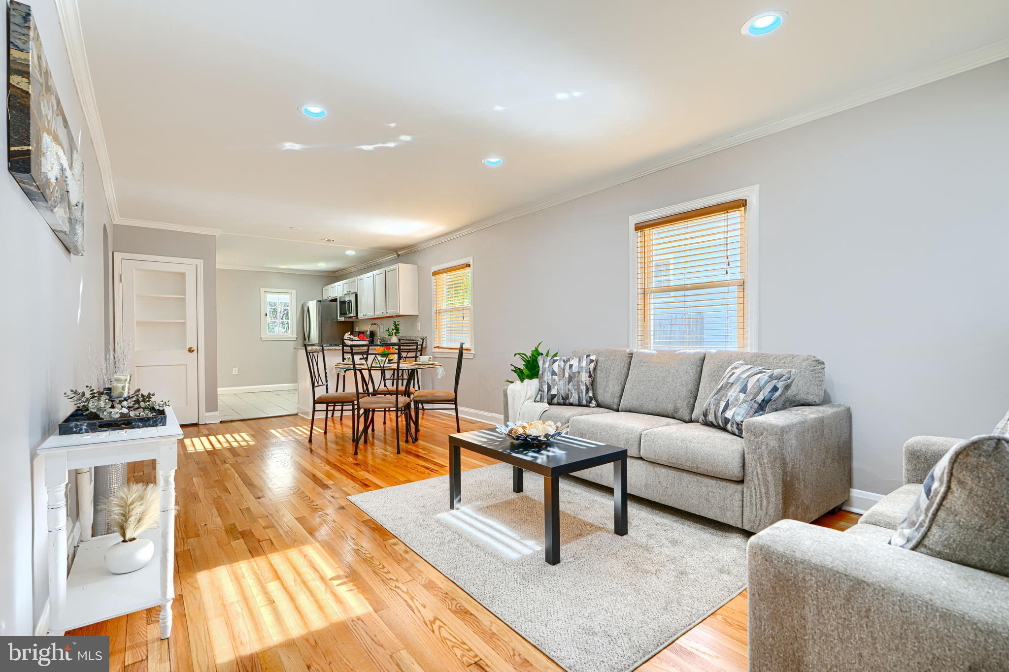 3202 Cedarhurst Road Baltimore, MD 21214 - Photo 3 of 41 LIVING ROOM w/GLEAMING WOOD FLOORS