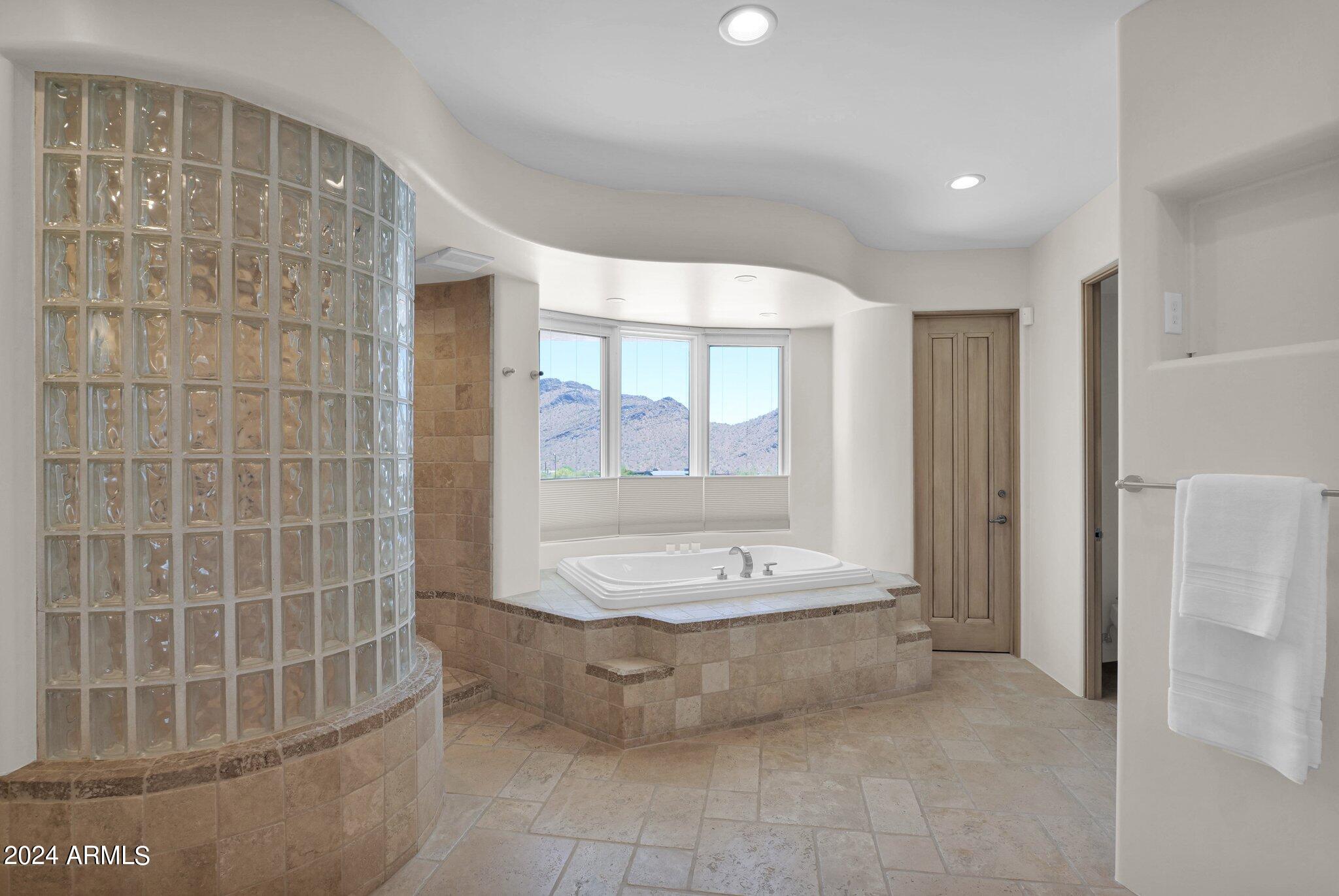 23205 North Church Road Scottsdale, AZ 85255 - Photo 27 of 37 87-web-or-mls-P1032512