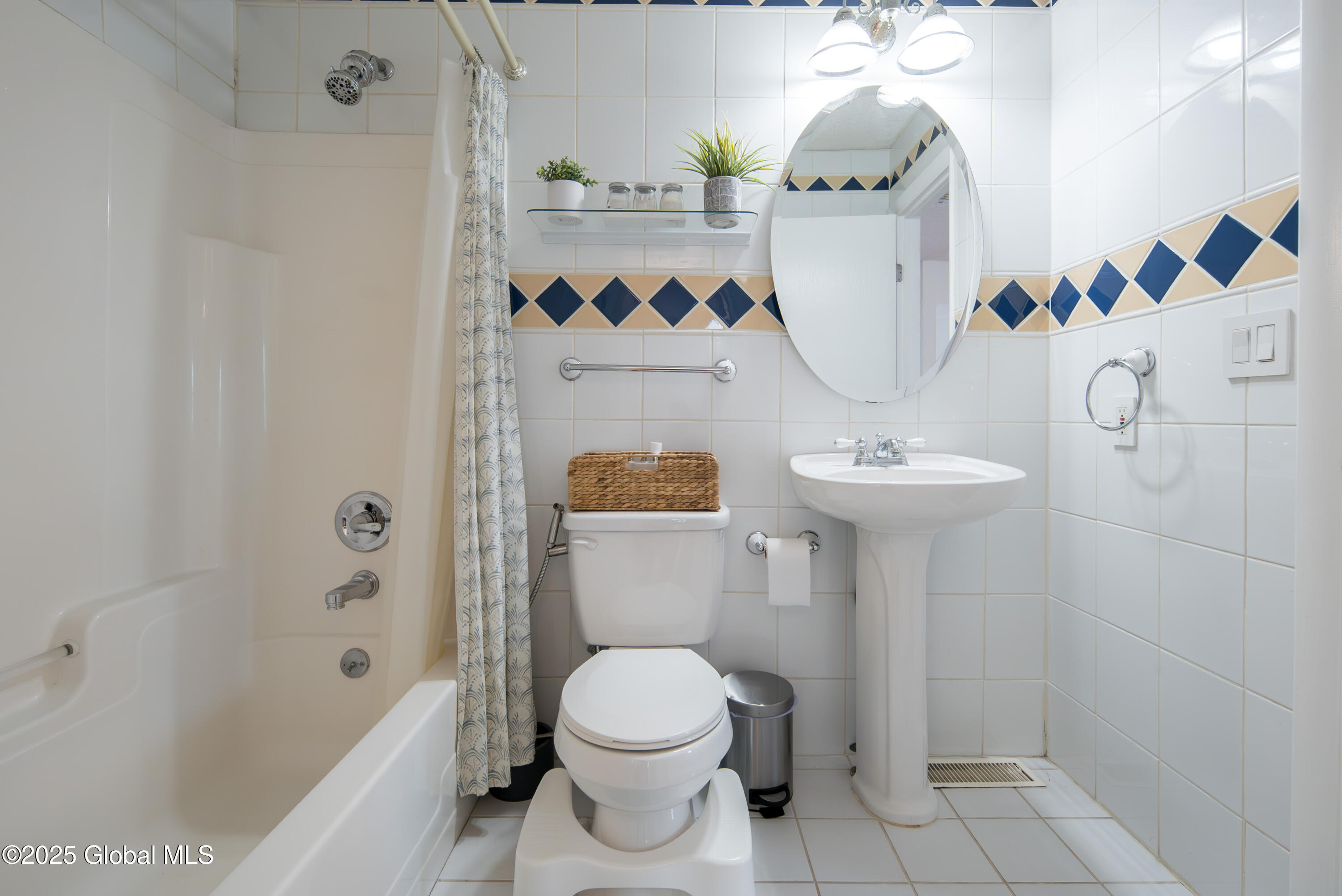 13 Eton Drive Bethlehem, NY 12159 - Photo 30 of 59 030