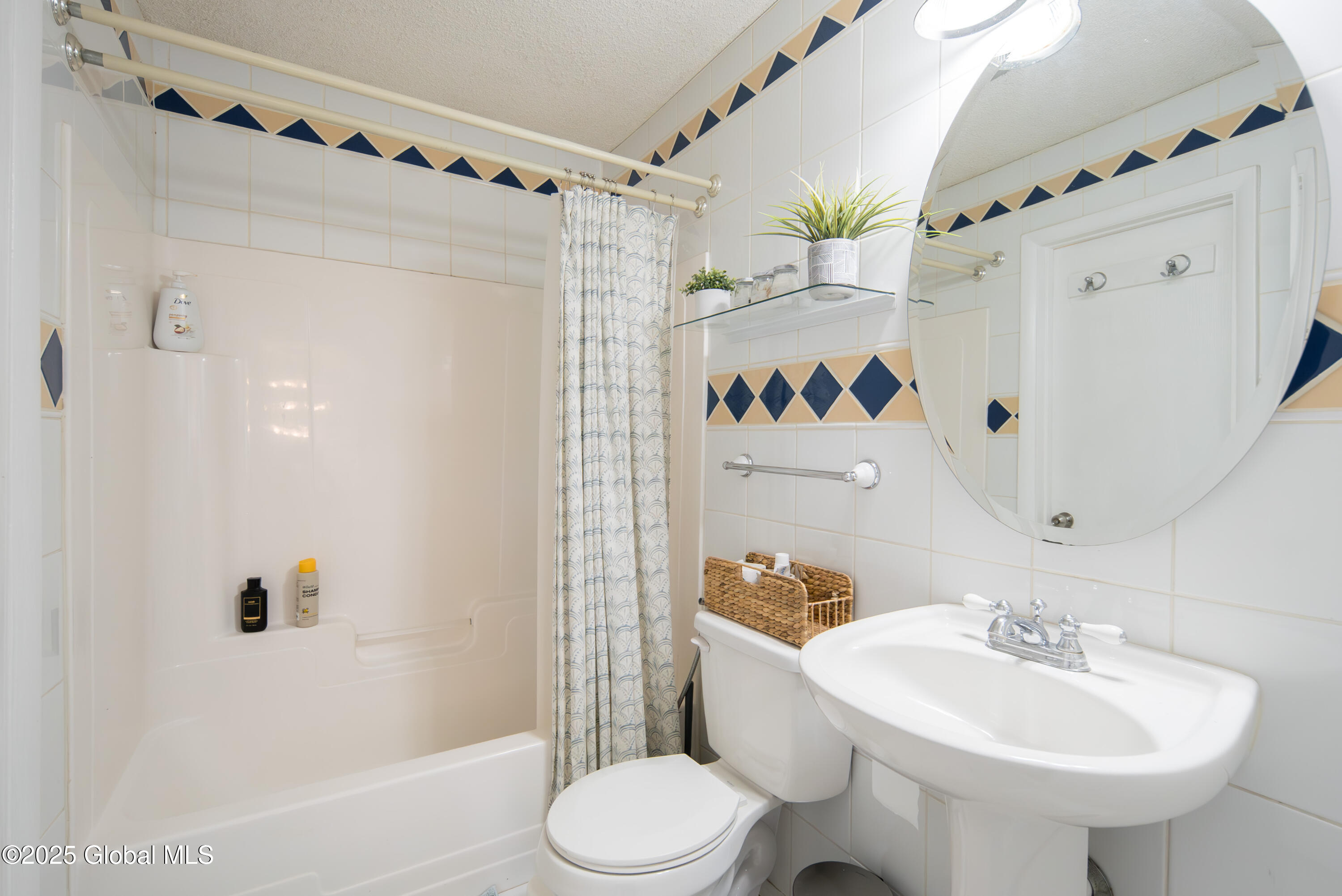 13 Eton Drive Bethlehem, NY 12159 - Photo 32 of 59 032