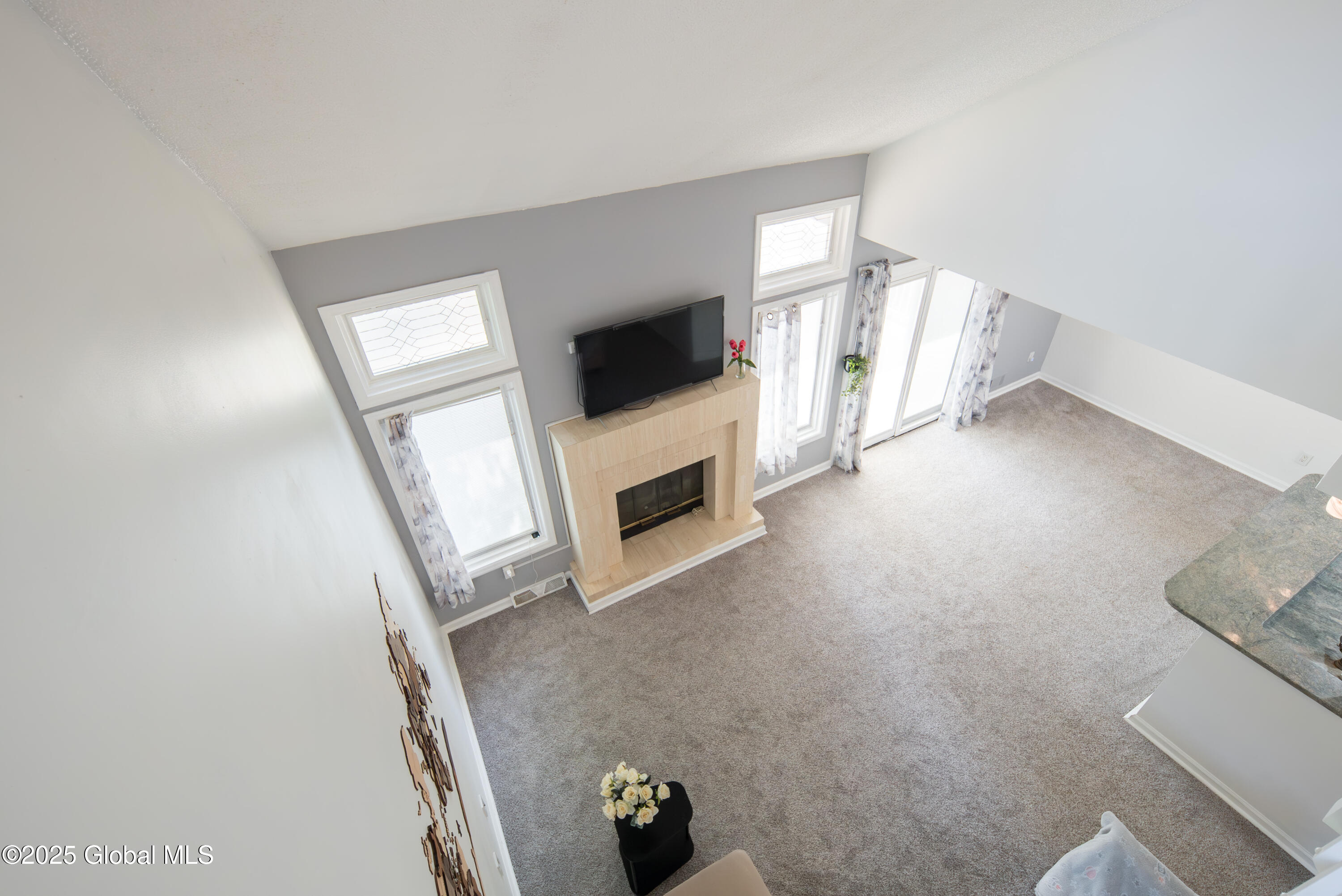 13 Eton Drive Bethlehem, NY 12159 - Photo 37 of 59 037