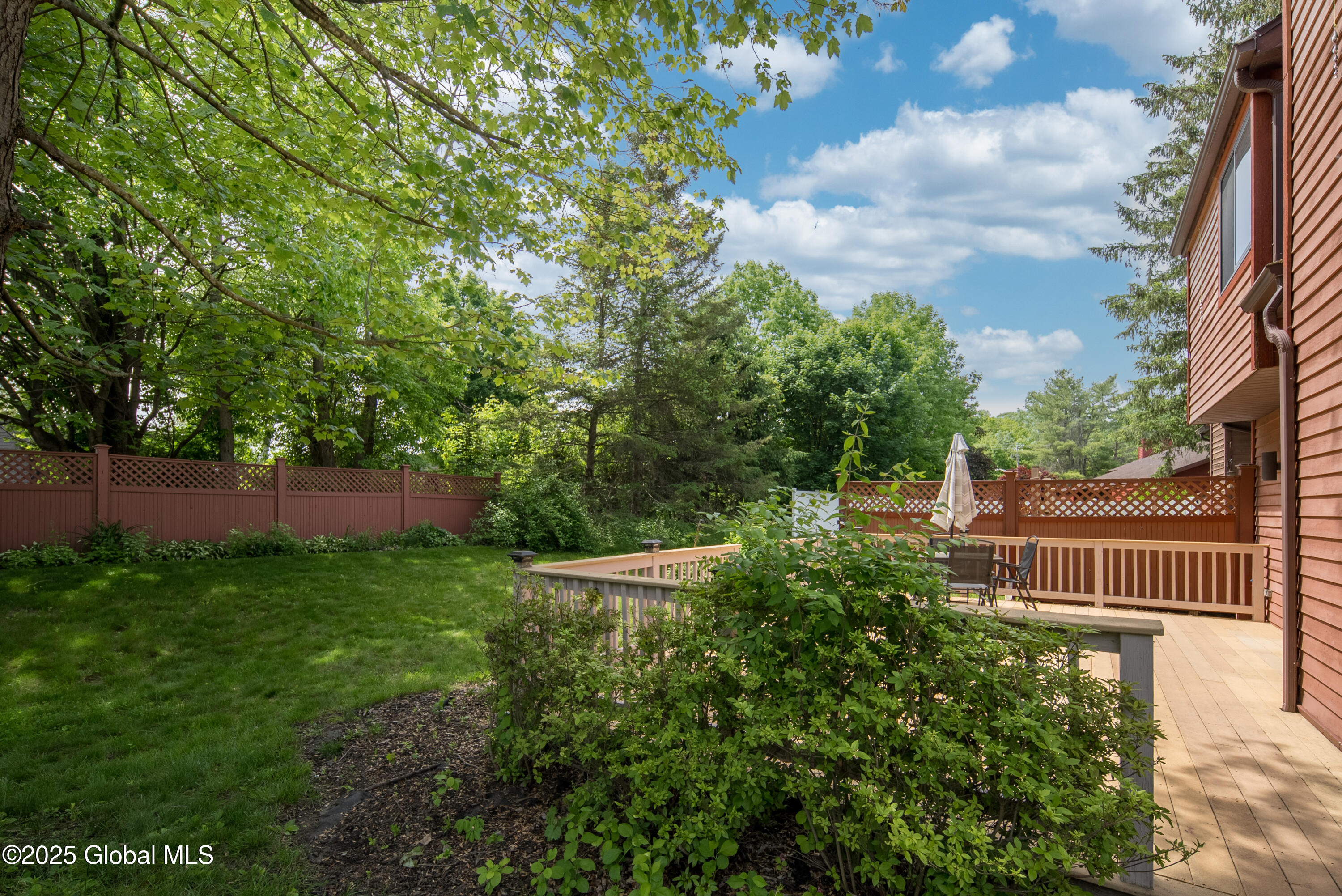 13 Eton Drive Bethlehem, NY 12159 - Photo 47 of 59 047