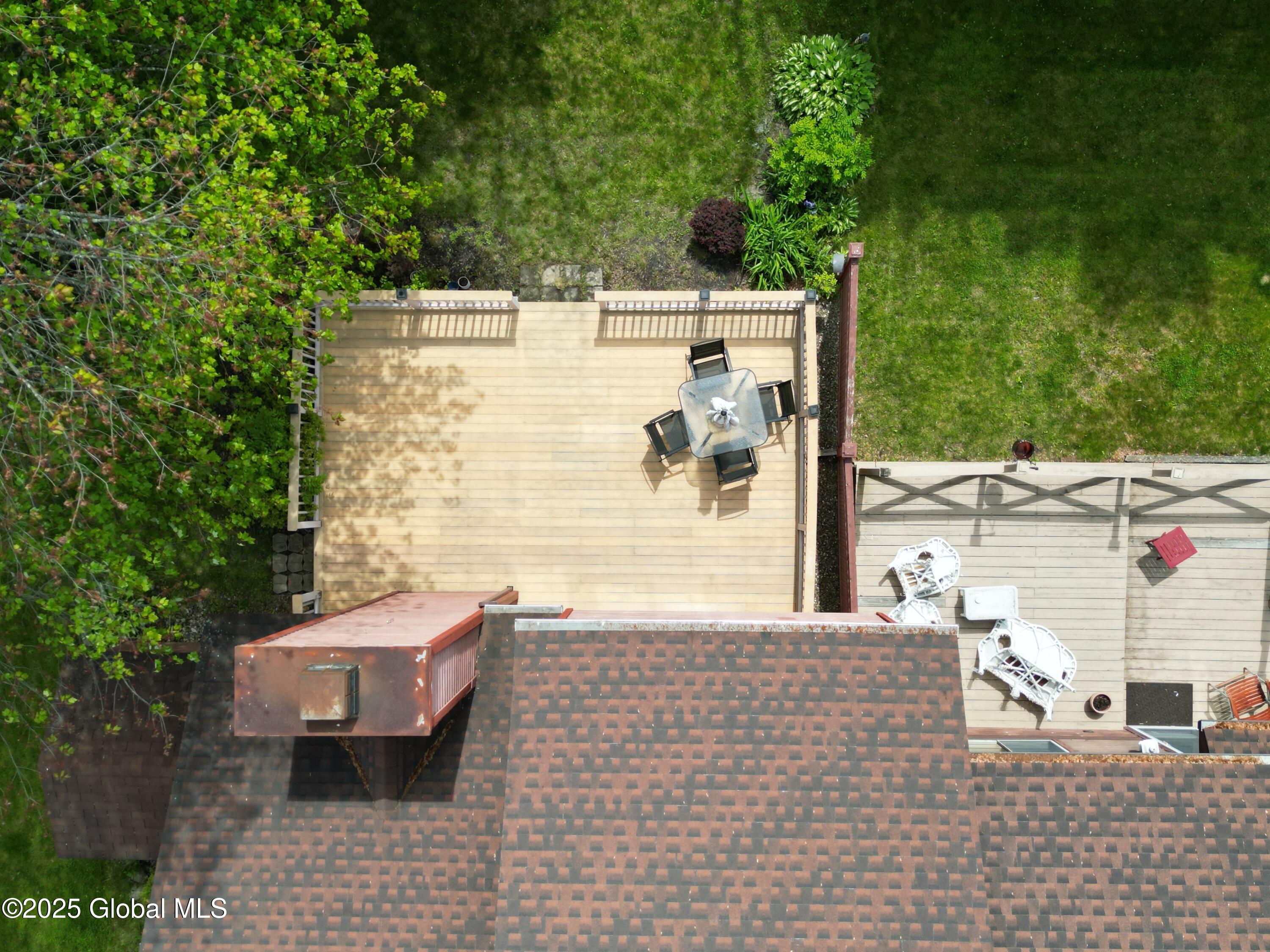 13 Eton Drive Bethlehem, NY 12159 - Photo 54 of 59 054