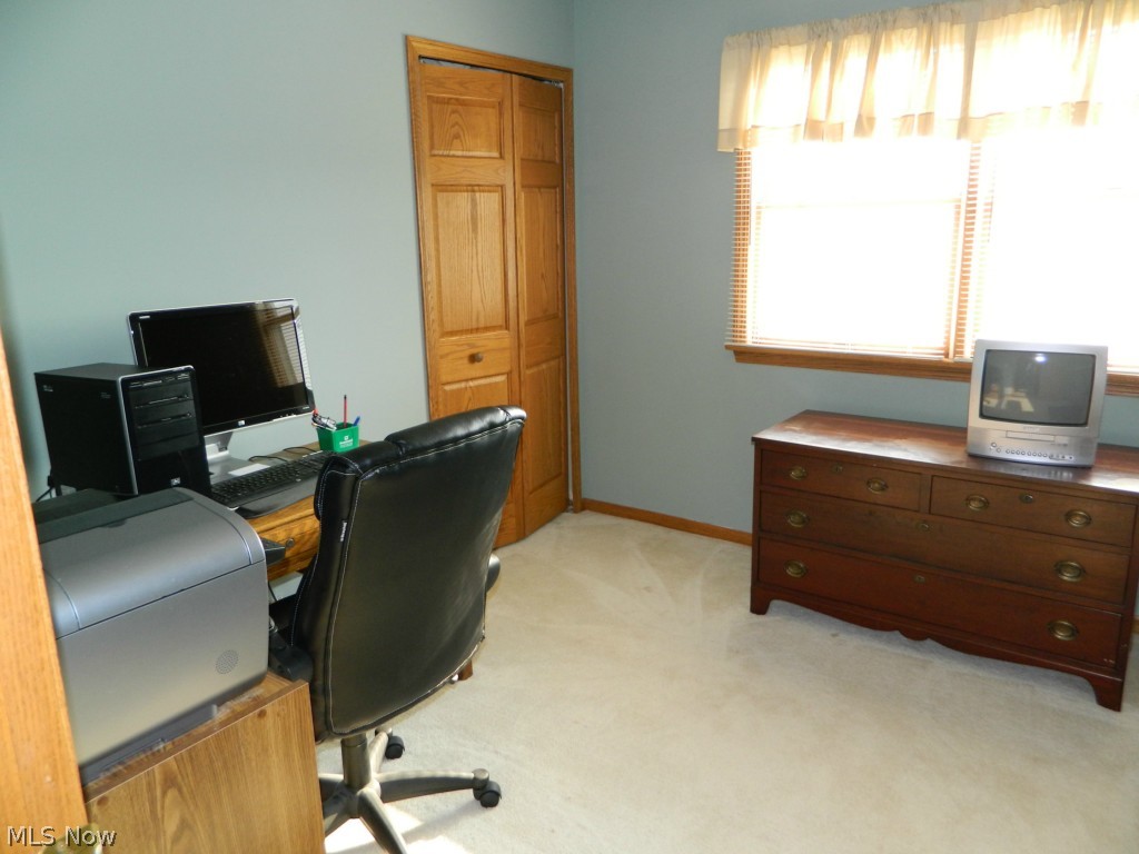 22480 Hawley Road Wellington, OH 44090 - Photo 18 of 19 Gallery Image 18