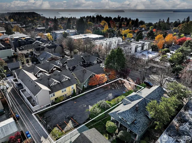 $1,800,000 | 5420 California Avenue Southwest, Seattle, WA 98136