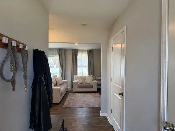 $385,000 | 303 Gladys Avenue, Elwood, IL 60421