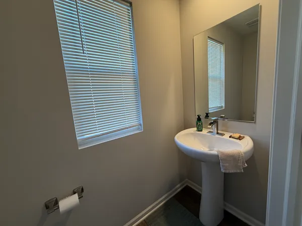 $385,000 | 303 Gladys Avenue, Elwood, IL 60421