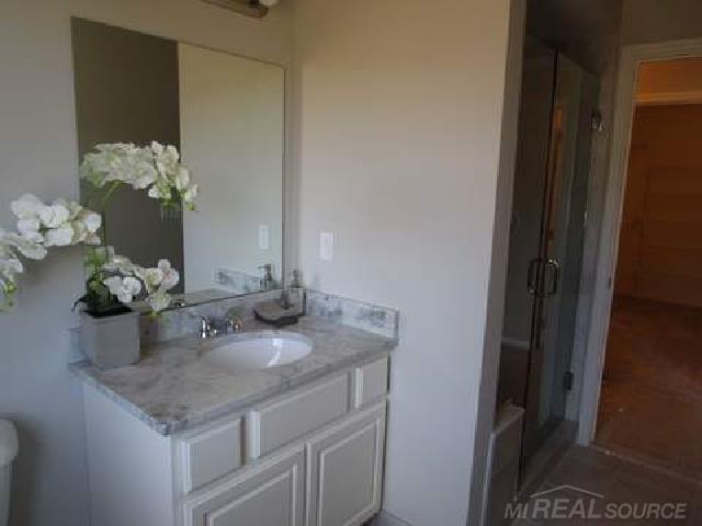 47360 Mariner's Pte New Baltimore, MI 48051 - Photo 14 of 15