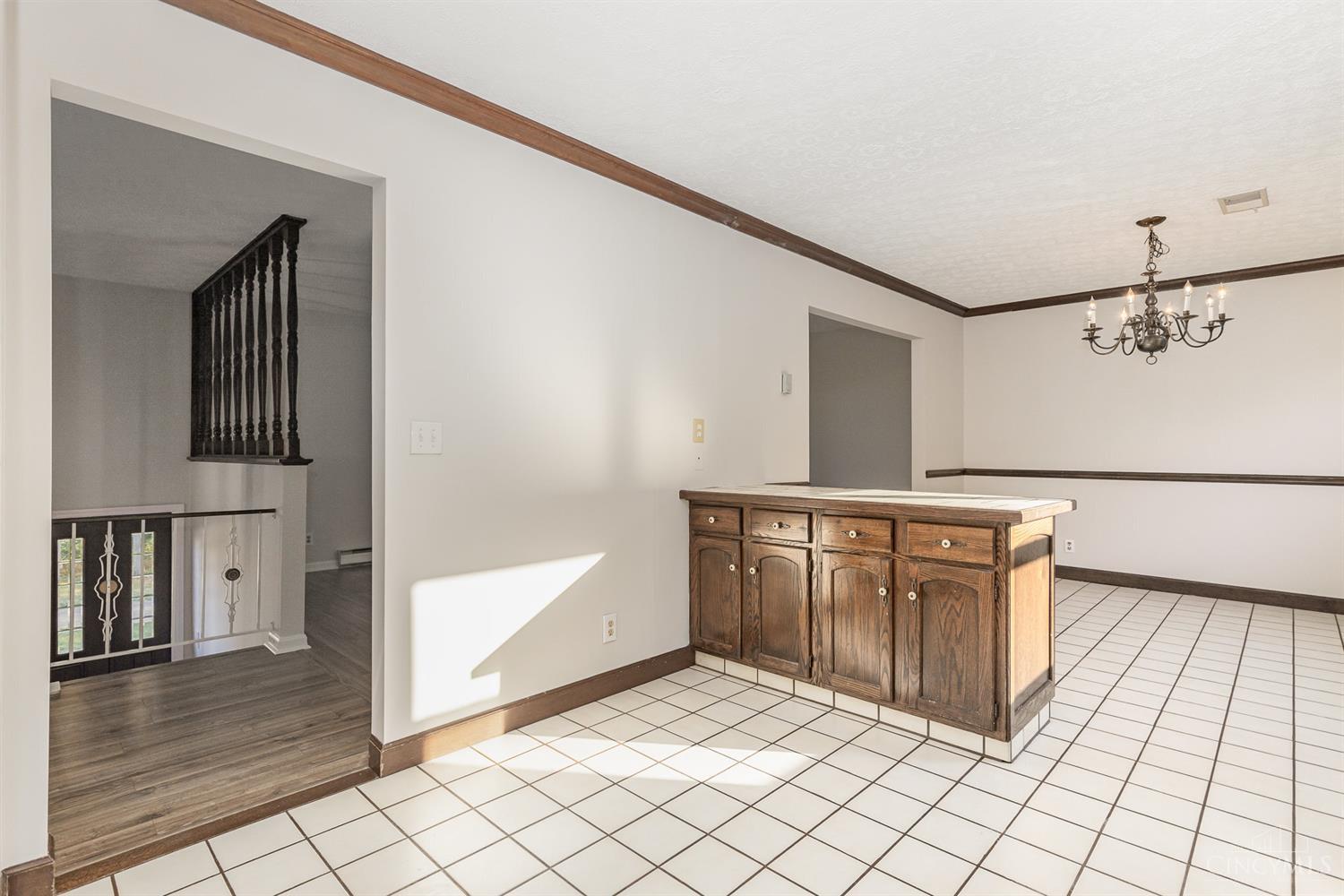 7033 Hopkins Road Maineville, OH 45039 - Photo 10 of 41