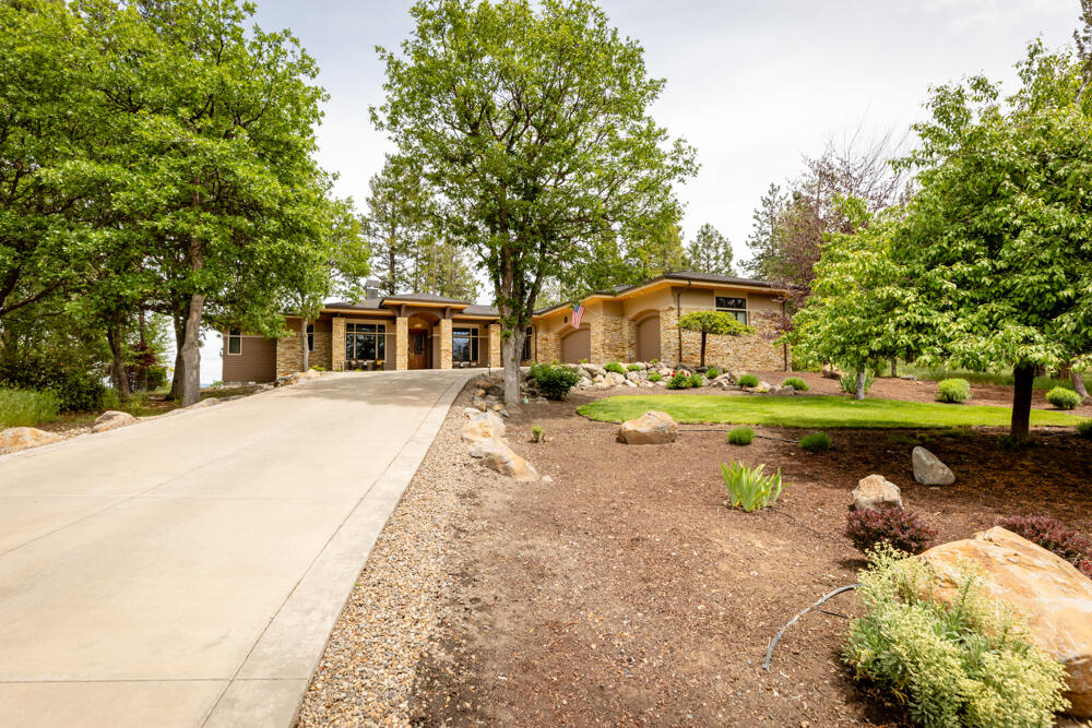 11025 Kestrel Road Klamath Falls, OR 97601 - Photo 65 of 79 11025KestrelRd.-77