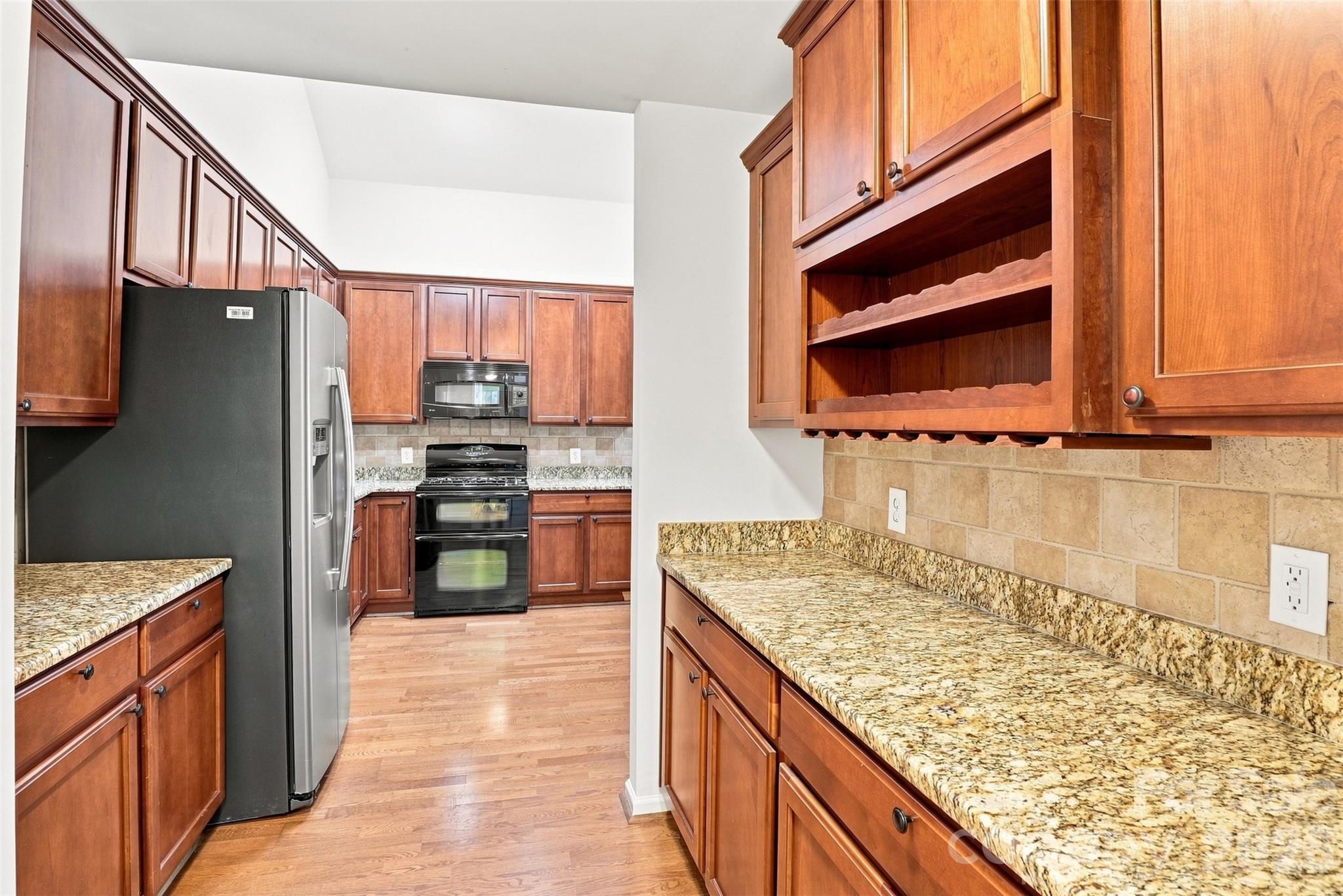 821 Ledgestone Court Tega Cay, SC 29708 - Photo 19 of 42 Gallery Image 19