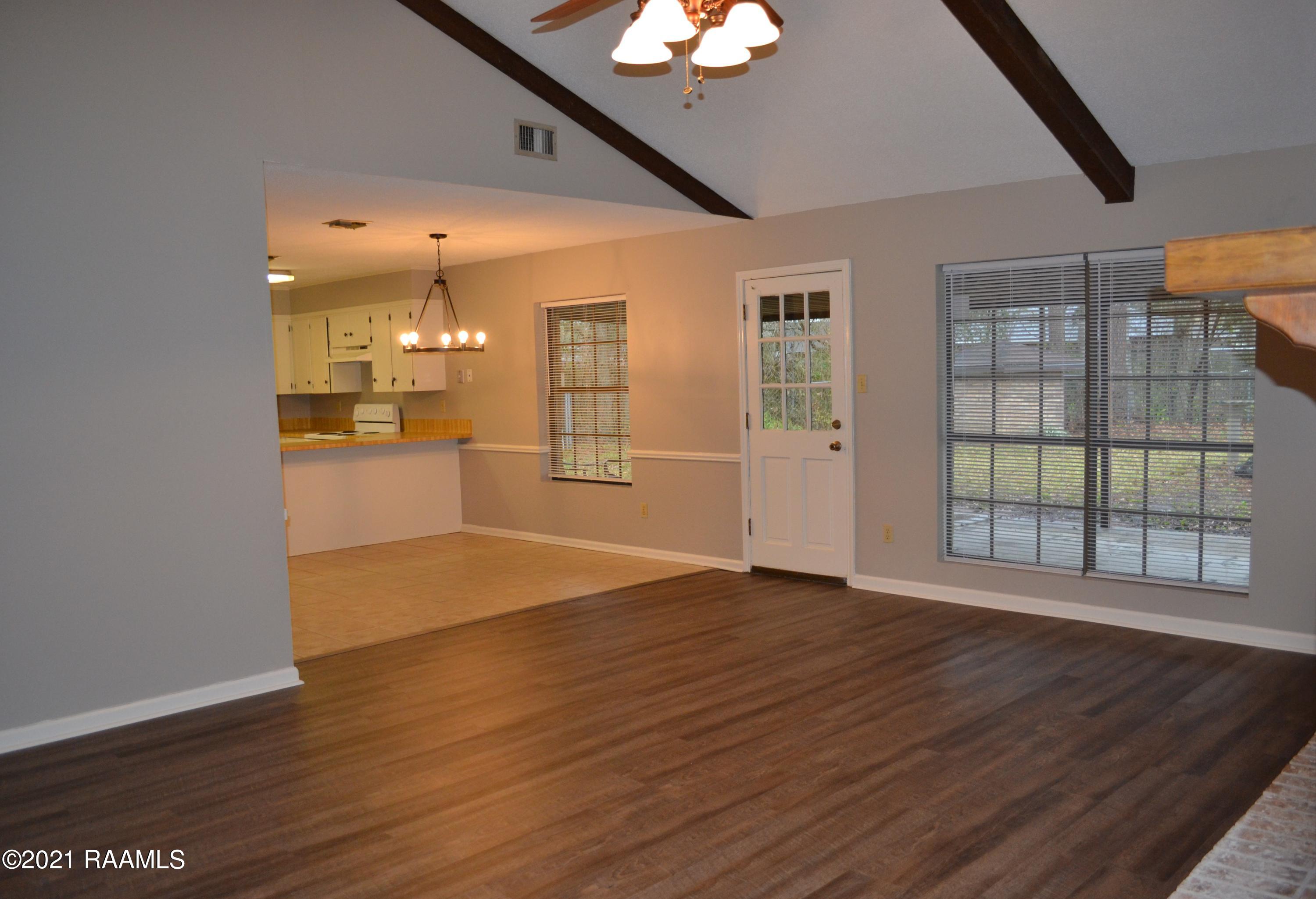 102 Plank Circle Lafayette, LA 70508 - Photo 7 of 24 DSC_0612