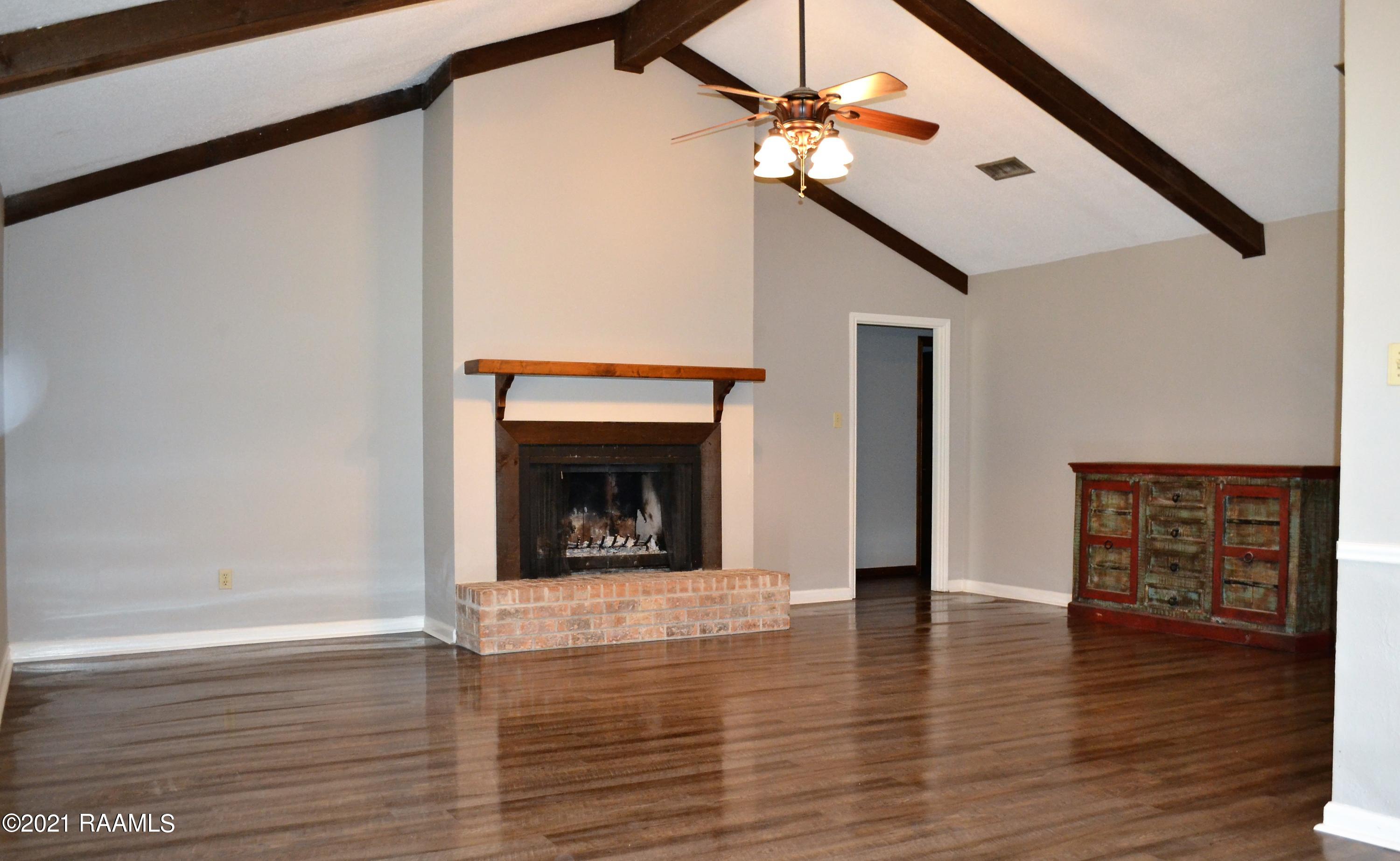 102 Plank Circle Lafayette, LA 70508 - Photo 8 of 24 DSC_0601