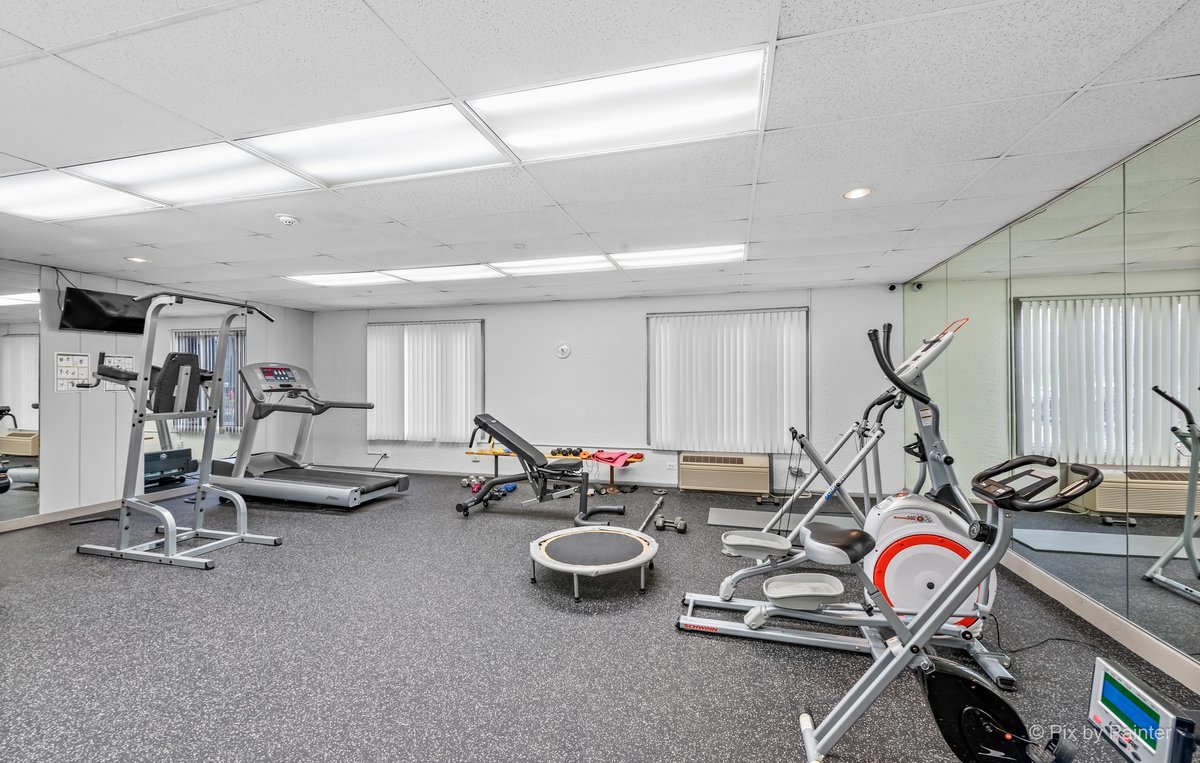 1 Renaissance Place, Unit GF7 Palatine, IL 60067 - Photo 26 of 28 a view of a room with gym equipment