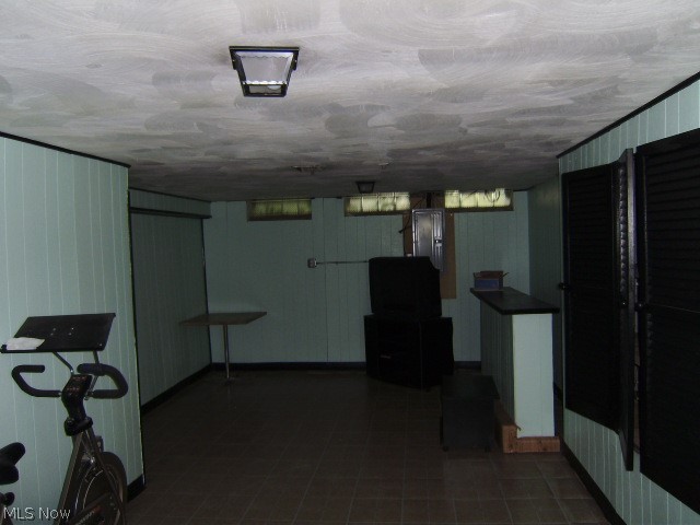 1484 South Noble Road Cleveland, OH 44121 - Photo 13 of 13