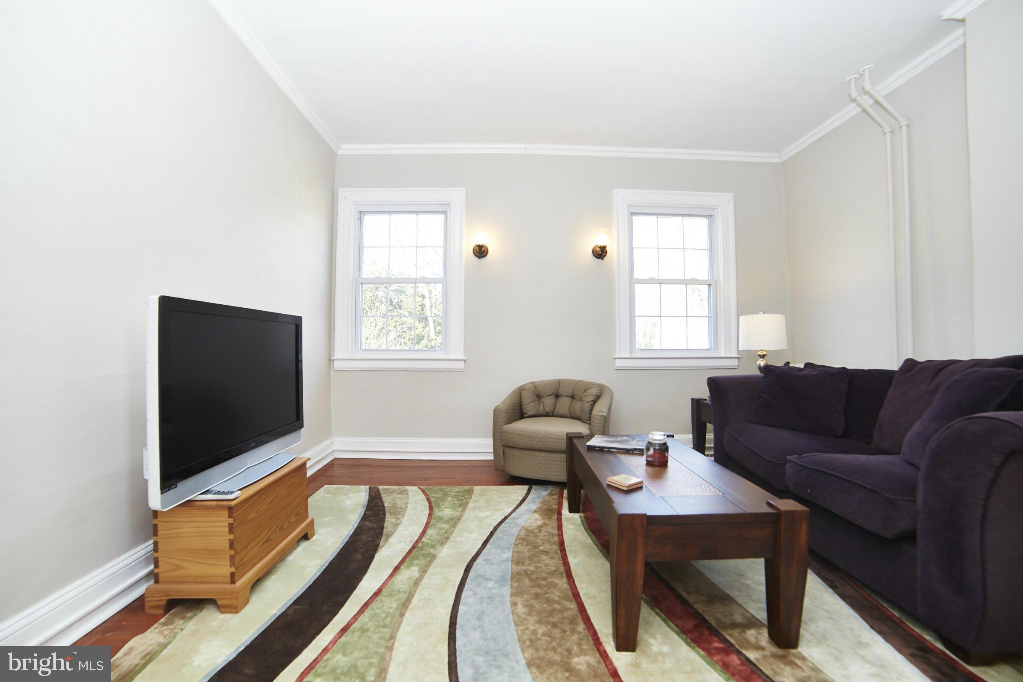 3509 Newland Road Baltimore, MD 21218 - Photo 13 of 30 Family Room