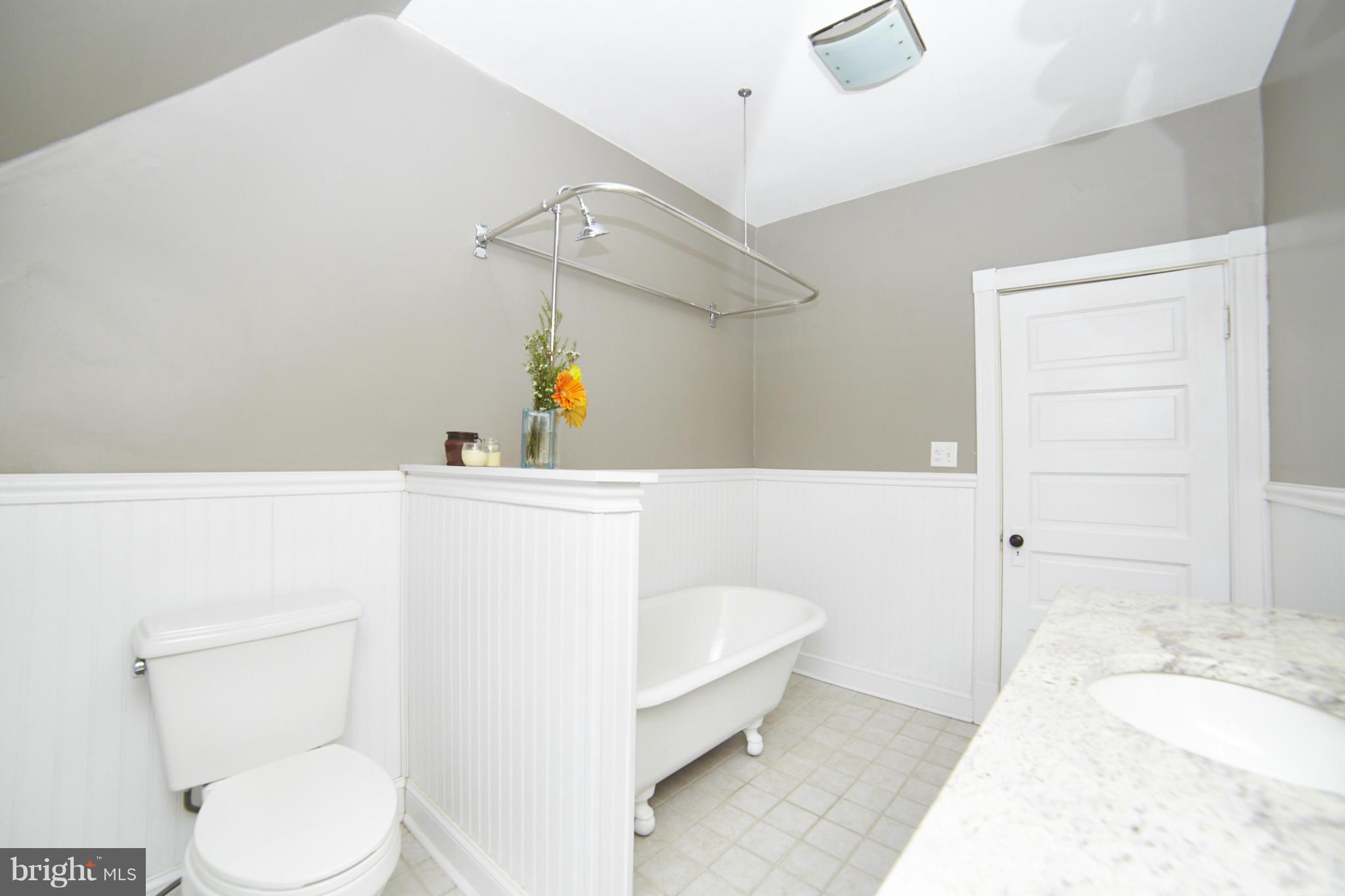 3509 Newland Road Baltimore, MD 21218 - Photo 26 of 30 Bath