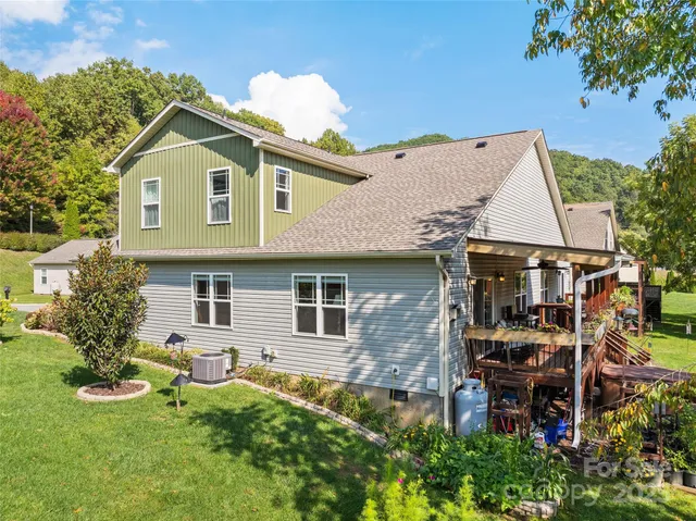 $495,000 | 254 February Lane, Waynesville, NC 28785