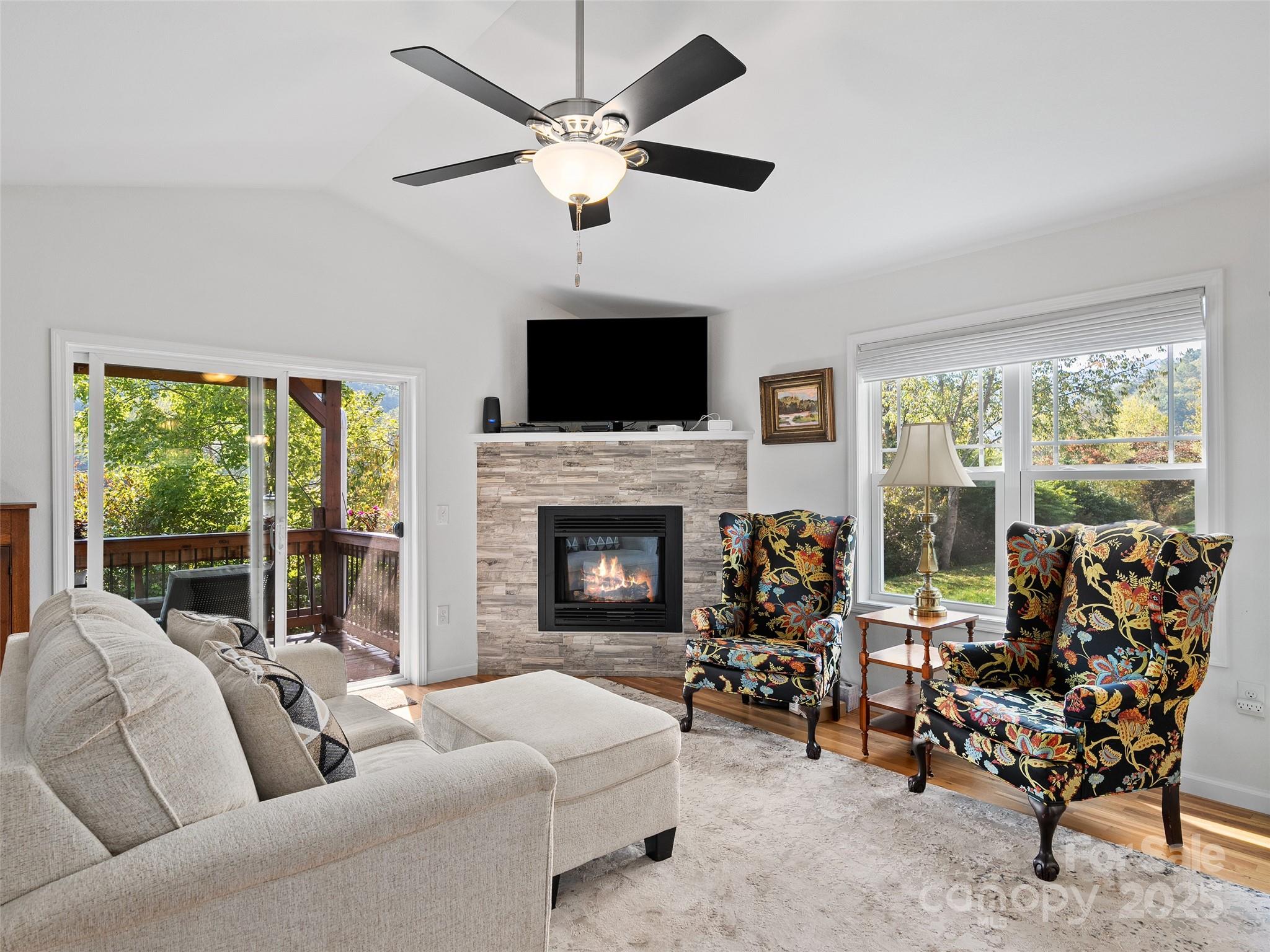 254 February Lane Waynesville, NC 28785 - Photo 8 of 24