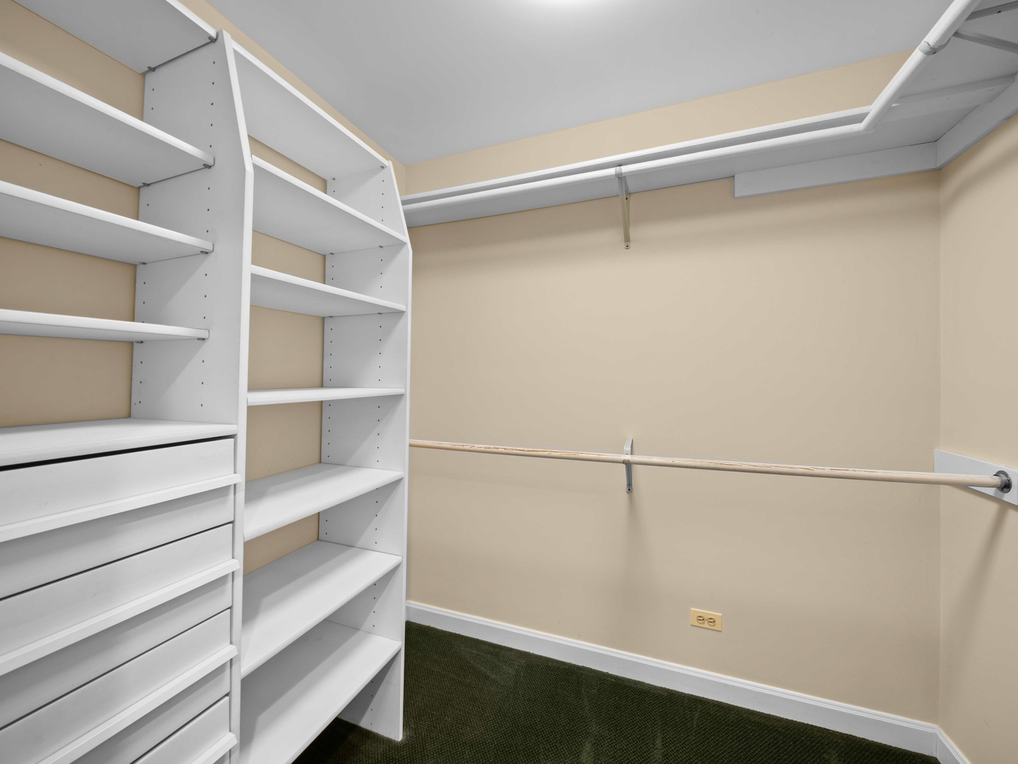 1125 Golfview Road Glenview, IL 60025 - Photo 24 of 44 a view of an empty walk in closet