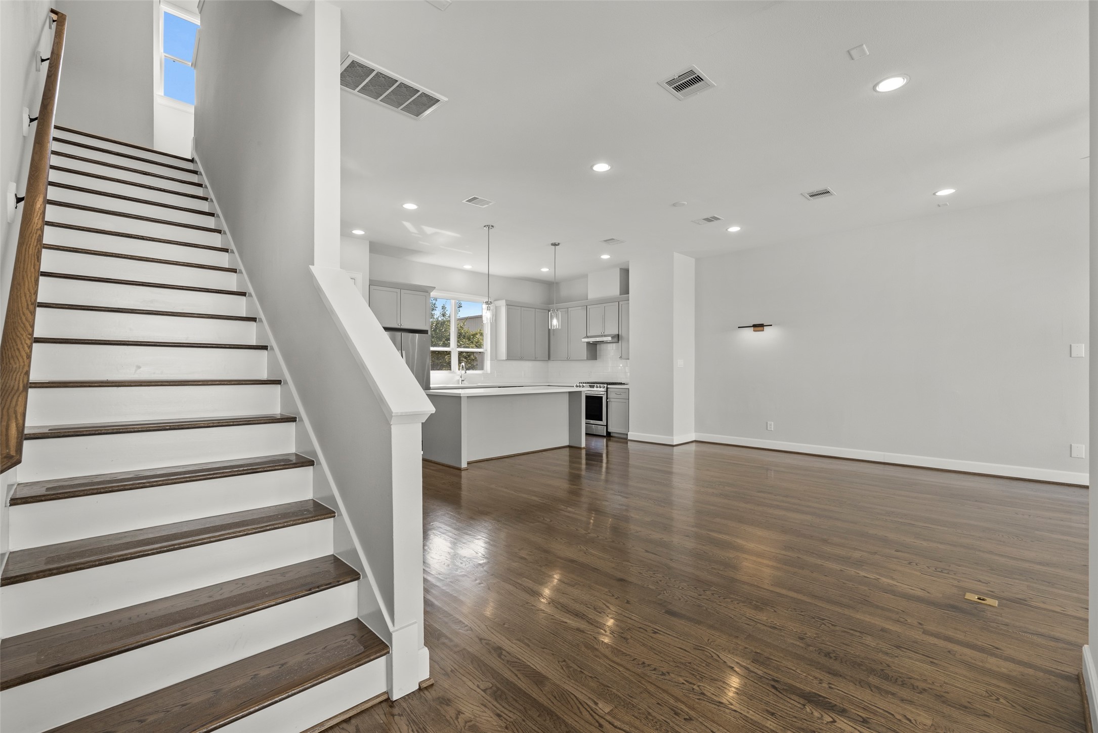 6315 Timbergrove Gardens Lane Houston, TX 77008 - Photo 23 of 33