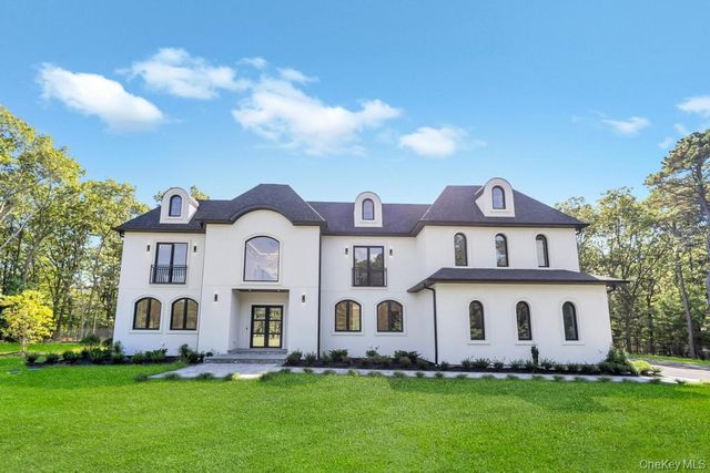 $3,999,999 | 19 Carman Road, Dix Hills, NY 11746