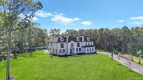 $3,999,999 | 19 Carman Road, Dix Hills, NY 11746