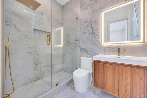 $3,999,999 | 19 Carman Road, Dix Hills, NY 11746