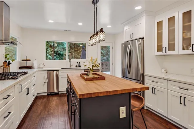 $1,150,000 | 20851 Assiniboine Trail, Los Gatos, CA 95033