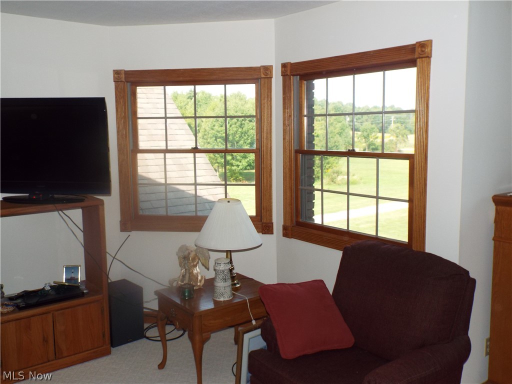 213 South Ridge Road West Conneaut, OH 44030 - Photo 24 of 34 Sitting area in the master bedroom