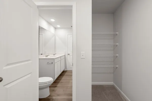 $2,500 | 773 Meadowbrook Lane, Summerville, SC 29486