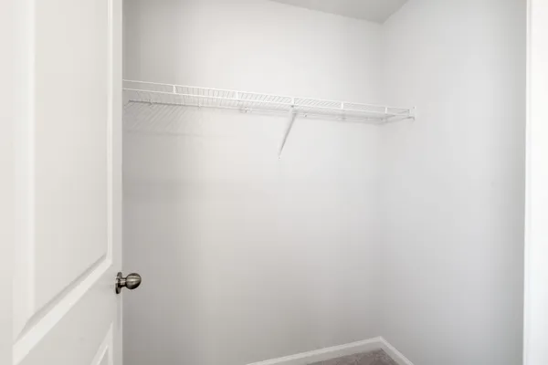 $2,500 | 773 Meadowbrook Lane, Summerville, SC 29486