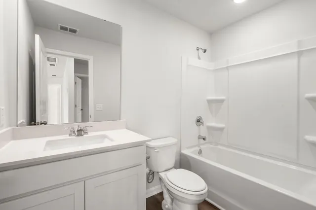 $2,800 | 773 Meadowbrook Lane, Summerville, SC 29486