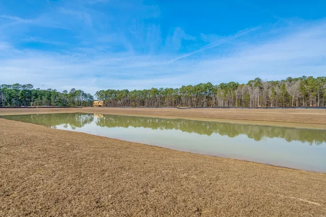 $2,800 | 773 Meadowbrook Lane, Summerville, SC 29486