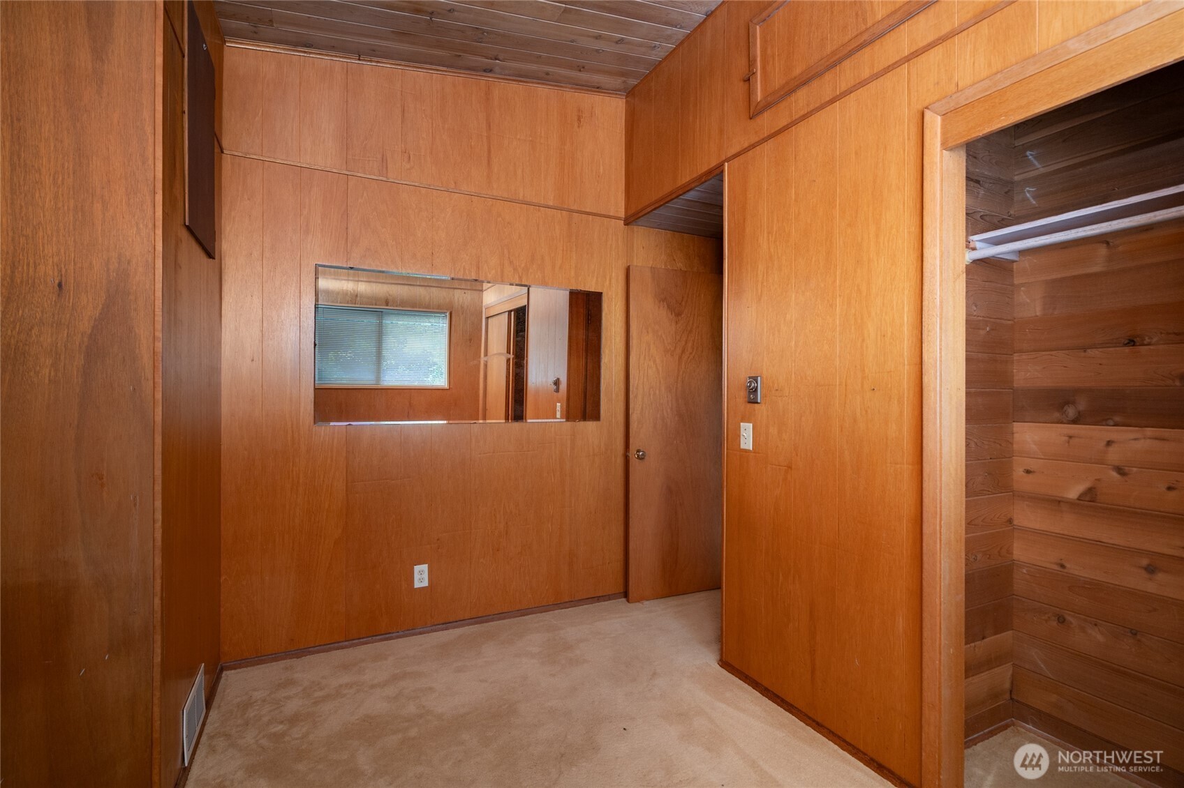 3360 Green Road Oak Harbor, WA 98277 - Photo 18 of 35 a view of a door