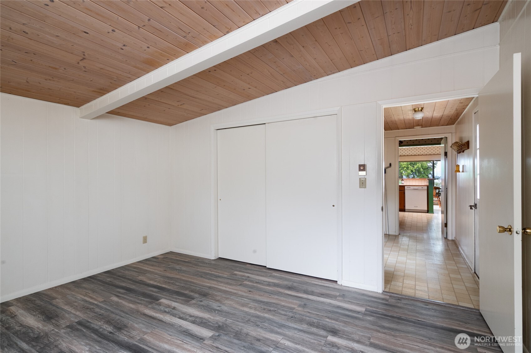3360 Green Road Oak Harbor, WA 98277 - Photo 21 of 35 a view of wooden floor