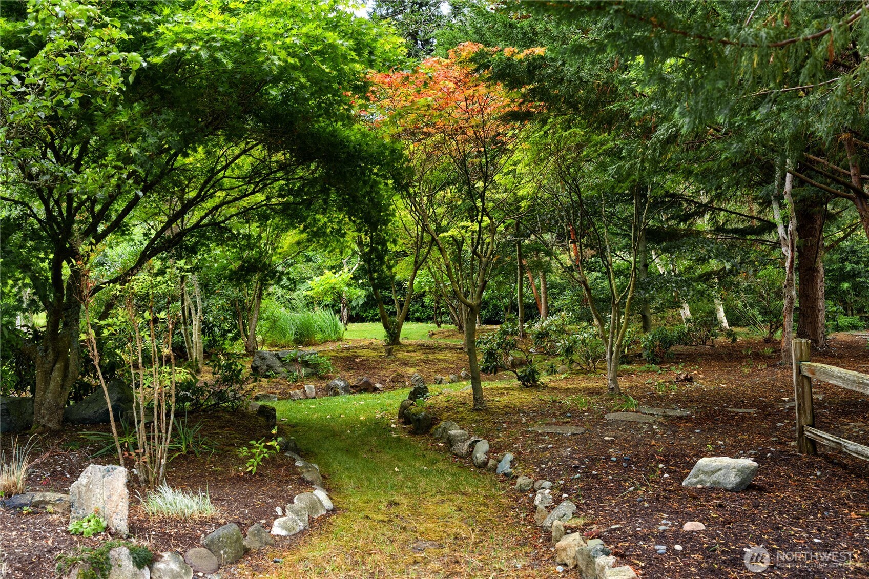 3360 Green Road Oak Harbor, WA 98277 - Photo 31 of 35 a backyard of a house with lots of green space